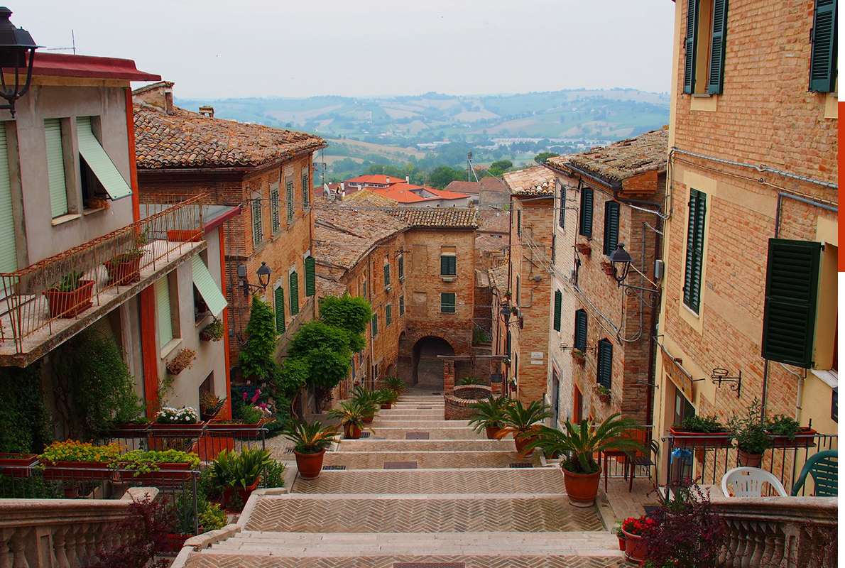 ville de CORINALDO, region des MARCHES, en ITALIE